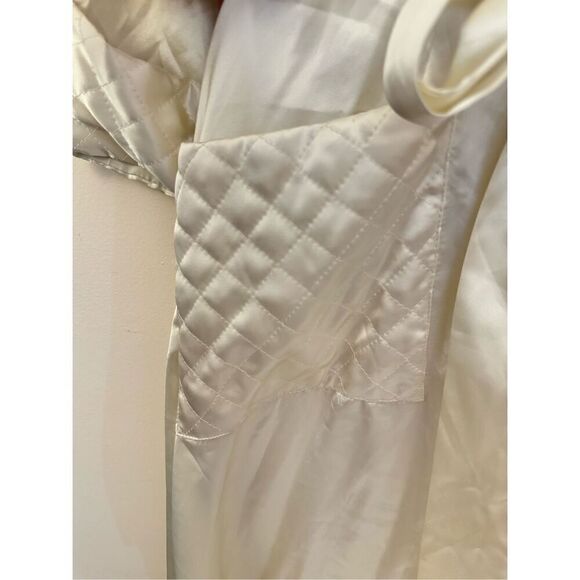 Vintage 60s Montgomery Ward Cream Satin Dressing Gown Robe 16 - Picture 4 of 12